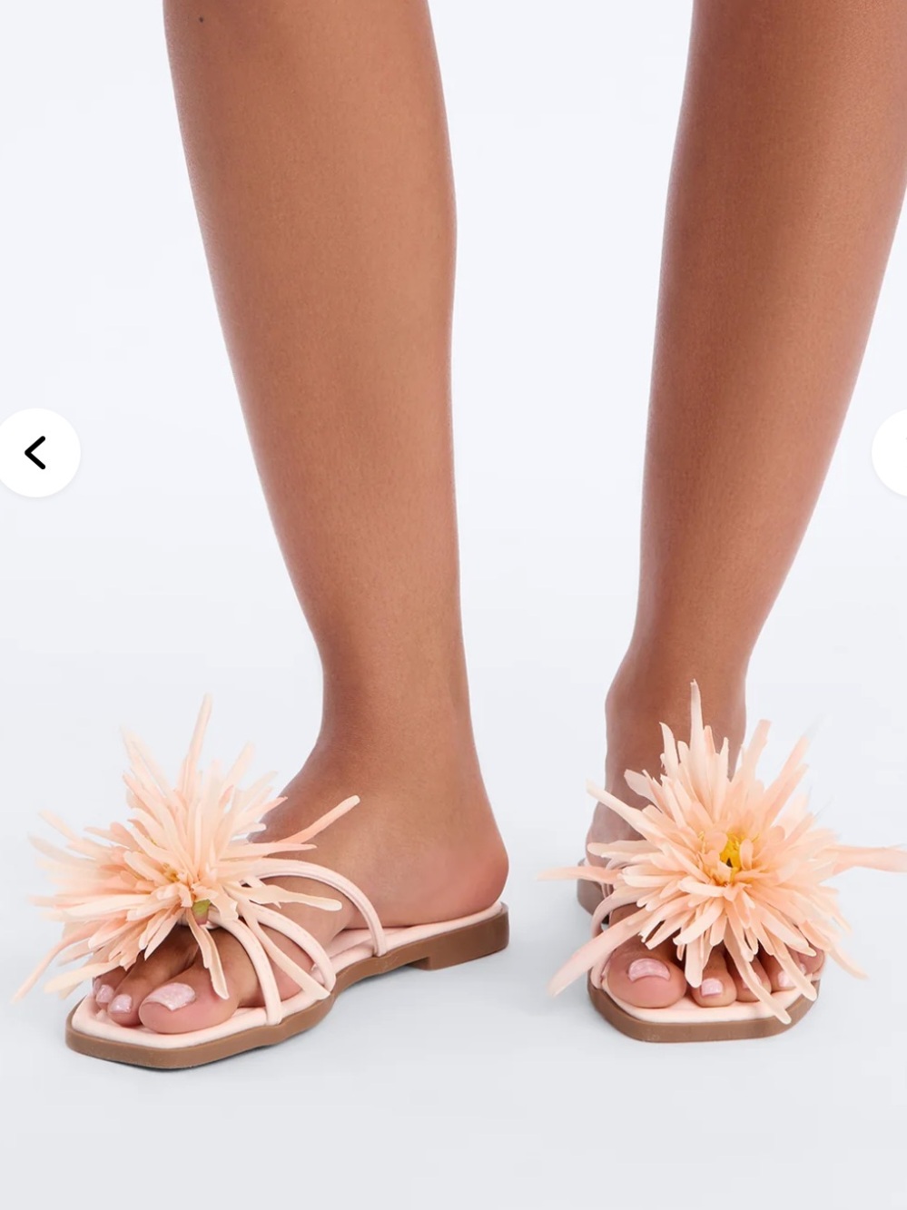 NWT Fashion Nova size 9 floral sandals-peach